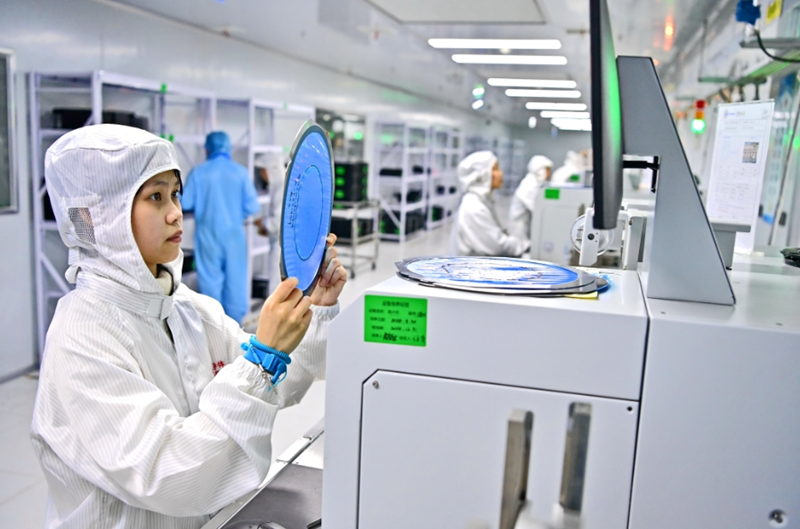 1767577470205335.png 00320018166_a448556c.png